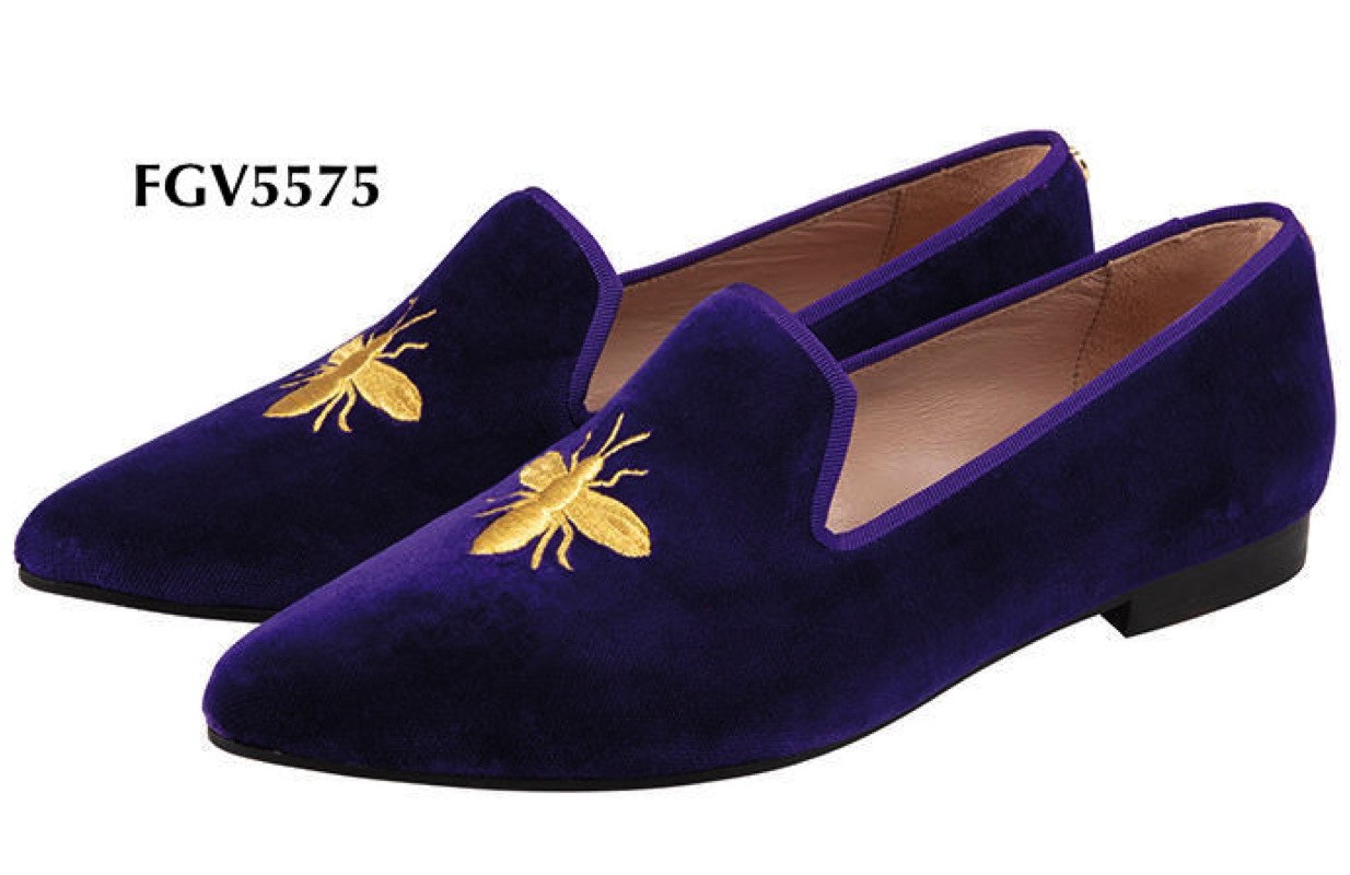 Spitze violette Samt Mädchen-Loafer